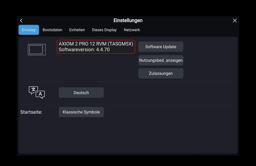 Bildschirmaufnahme vom Raymarine AXIOM Kartenplotter, zeigt welche Softwareversion auf dem Kartenplotter installiert ist.